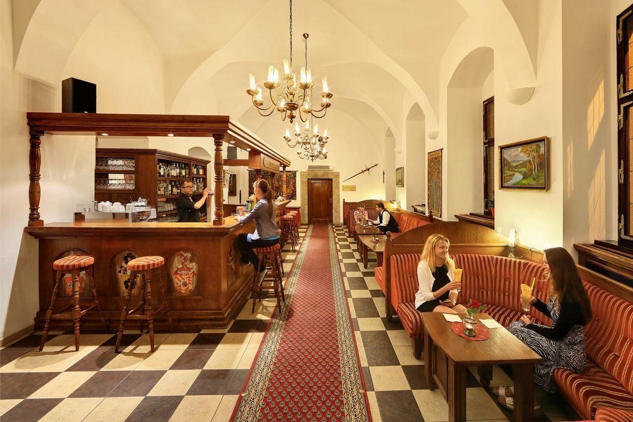 Hotel Ruze Český Krumlov Dış mekan fotoğraf The interior of the restaurant